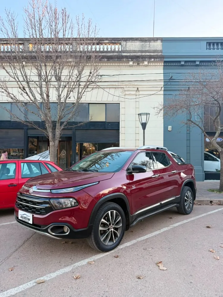 Fiat Toro VOLCANO 4X4 — foto 6