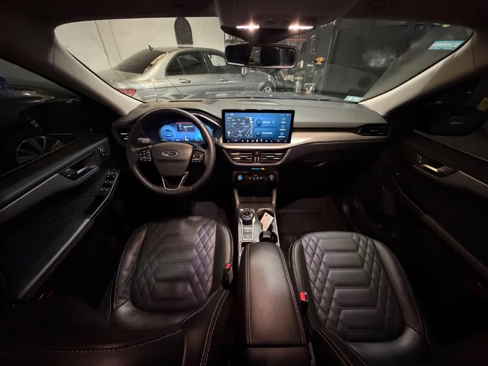 Ford KUGA 2.5 Platinum Hibrida 4X4 At — foto 5