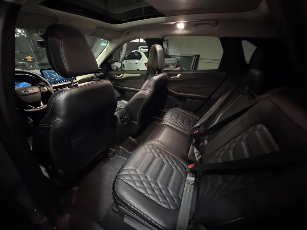 Ford KUGA 2.5 Platinum Hibrida 4X4 At — foto 9