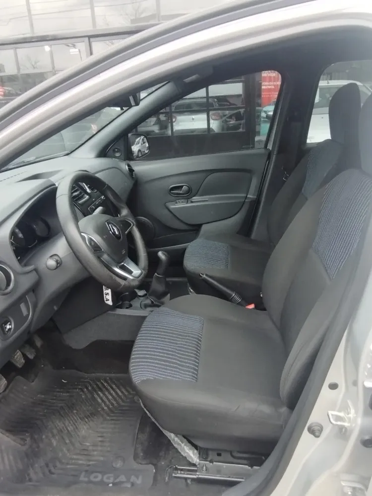 Renault LOGAN 4P 1,6 16V Life C/GNC — foto 6