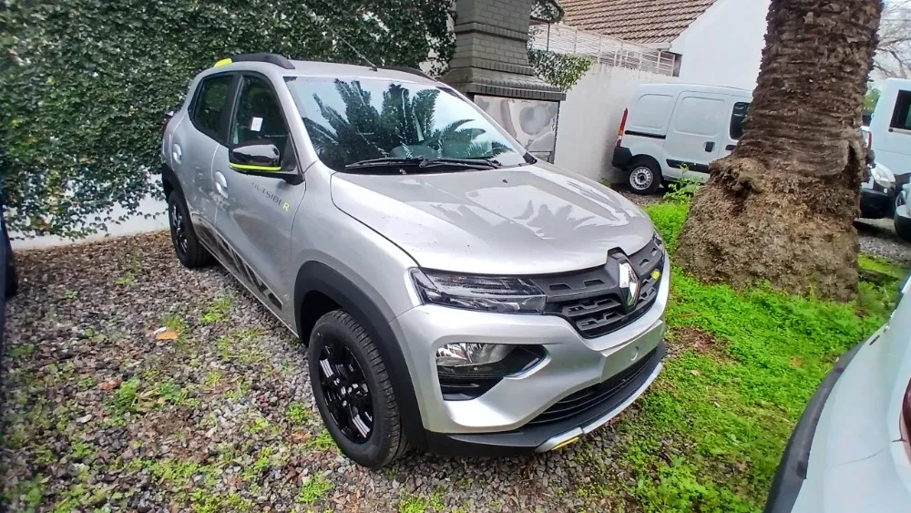 Renault KWID 5P 1,0 Iconic Bitono 2025 — foto 4