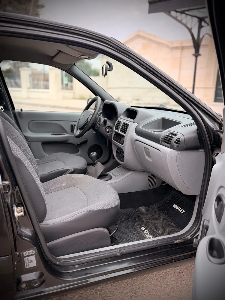 Renault CLIO — foto 7