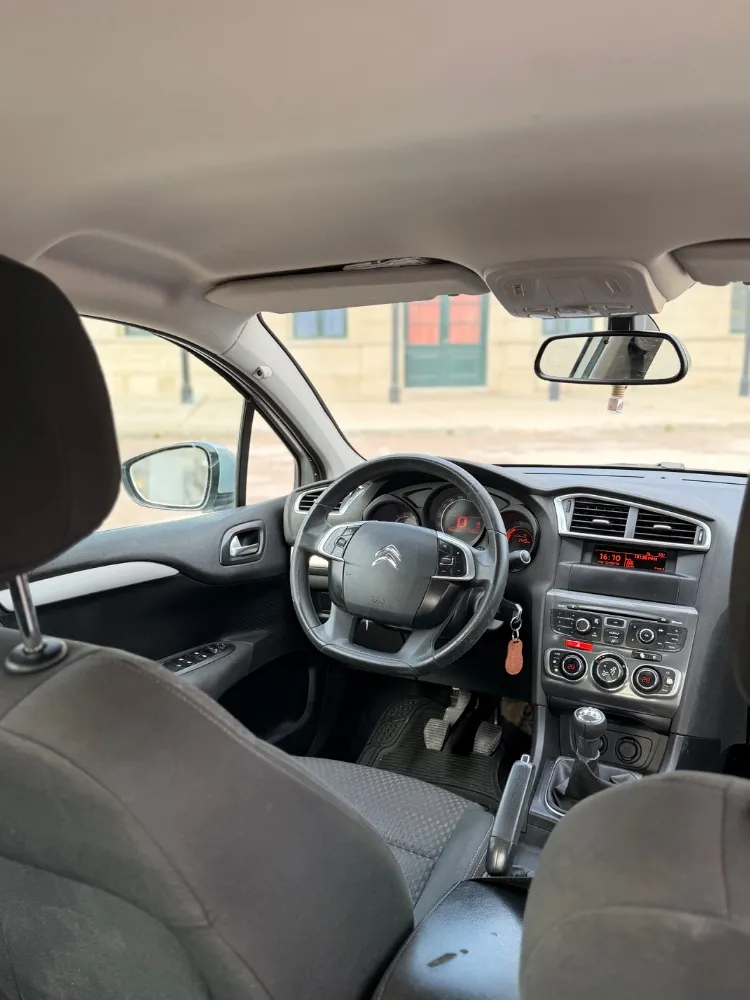 Citroën C4 — foto 4