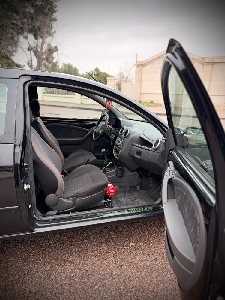 Ford KA — foto 9