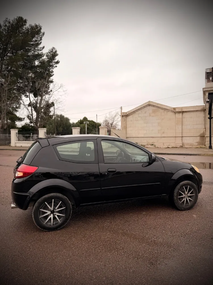 Ford KA — foto 11