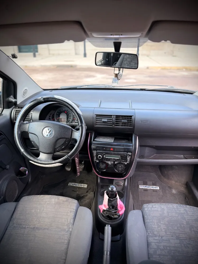 Volkswagen FOX — foto 7