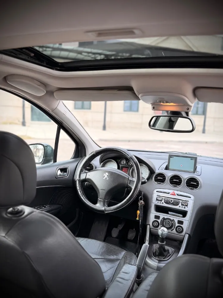 Peugeot 408 — foto 4