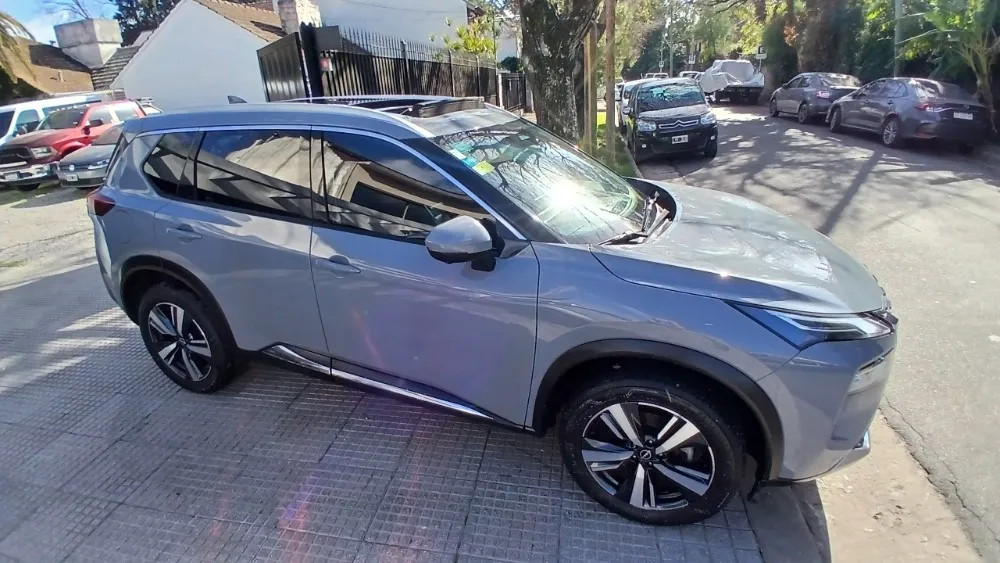 Nissan XTRAIL 5P 2,5 4X4 Exclusive CVT 2023 — foto 2