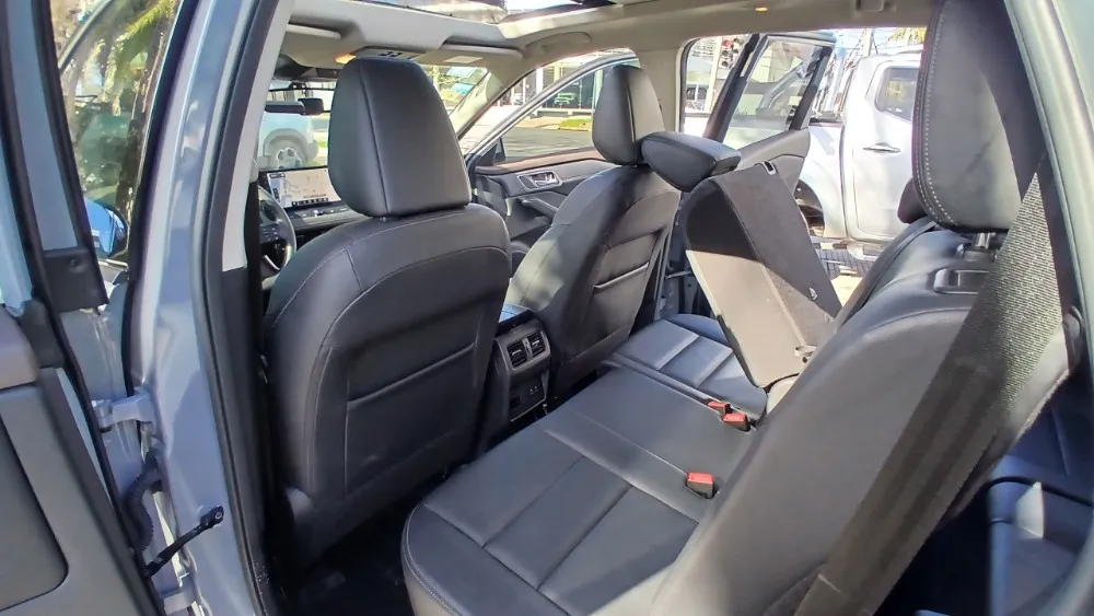 Nissan XTRAIL 5P 2,5 4X4 Exclusive CVT 2023 — foto 11