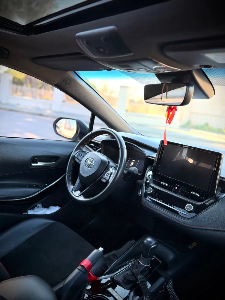 Toyota COROLLA GR-SPORT — foto 11