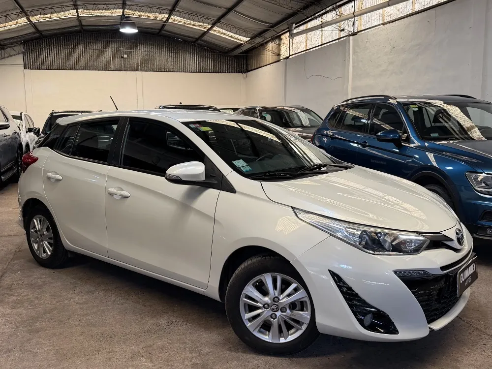 Toyota YARIS 5P 1,5 Xls Pack CVT — foto 2
