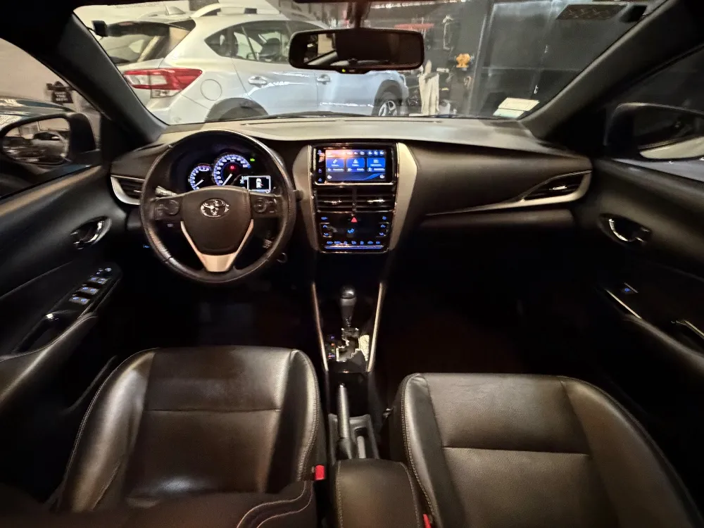 Toyota YARIS 5P 1,5 Xls Pack CVT — foto 3