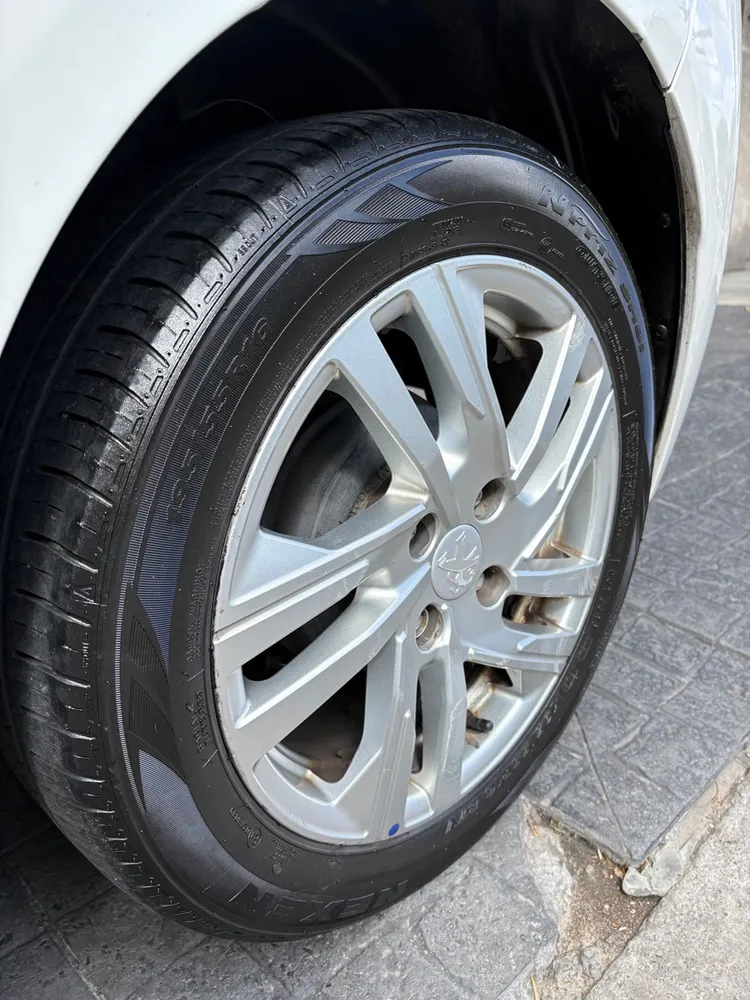 Peugeot 208 5P 1,6 Active 2020 — foto 12
