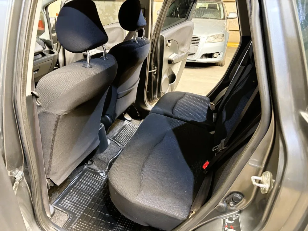 Honda F i T 5P 1,4 Lx-L AT — foto 13