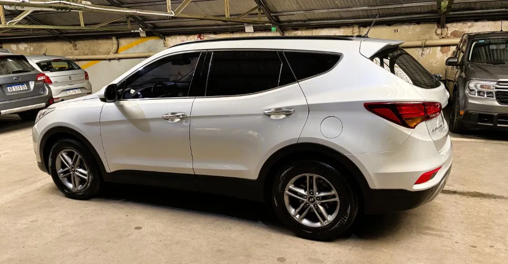 Hyundai Santa Fe 2.2 CRDI 4WD PREMIUM 7AS — foto 6