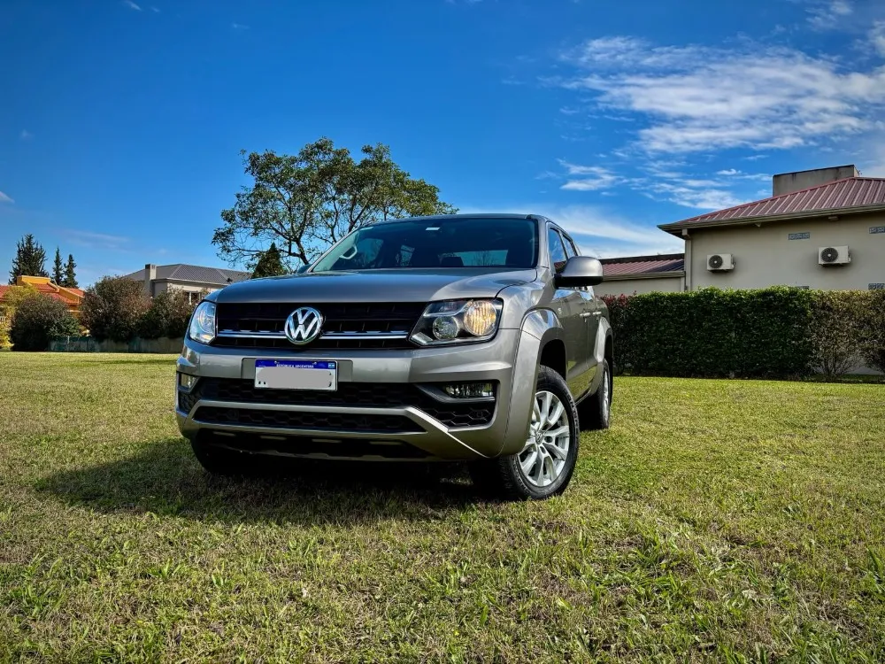 Volkswagen AMAROK PICK - UP D/C 2,0 Diesel 180CV 4X2 Comfortline AT 2017 — foto 4