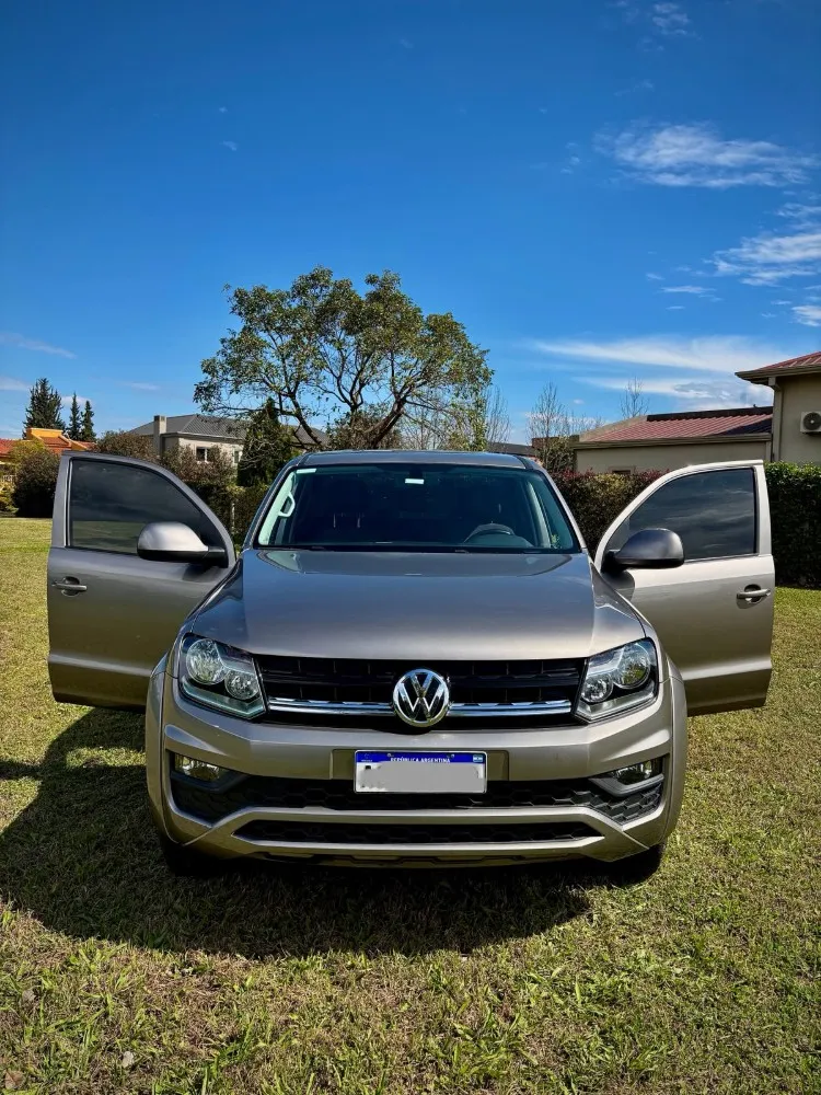 Volkswagen AMAROK PICK - UP D/C 2,0 Diesel 180CV 4X2 Comfortline AT 2017 — foto 6