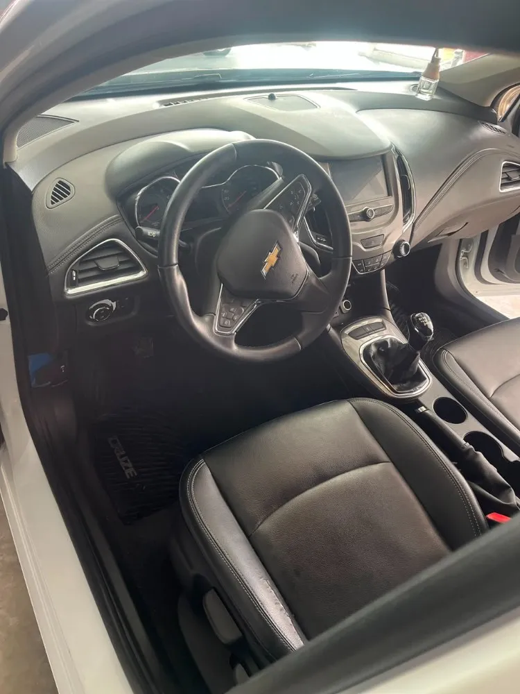 Chevrolet CRUZE 5P 1,4 T Lt MT — foto 3