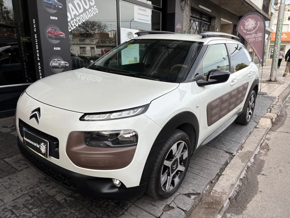 Citroën C4 Cactus 1.2 PURETECH 110 AT6 SHINE — foto 5