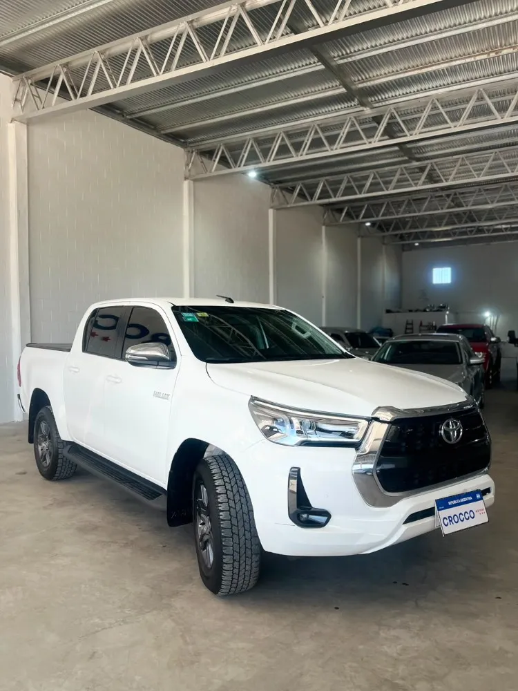 Toyota HILUX PICK - UP SRV 4X2 AT — foto 3