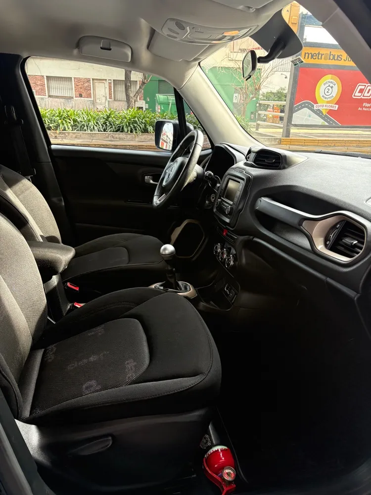 Jeep Renegade 1.8 L Sport — foto 4