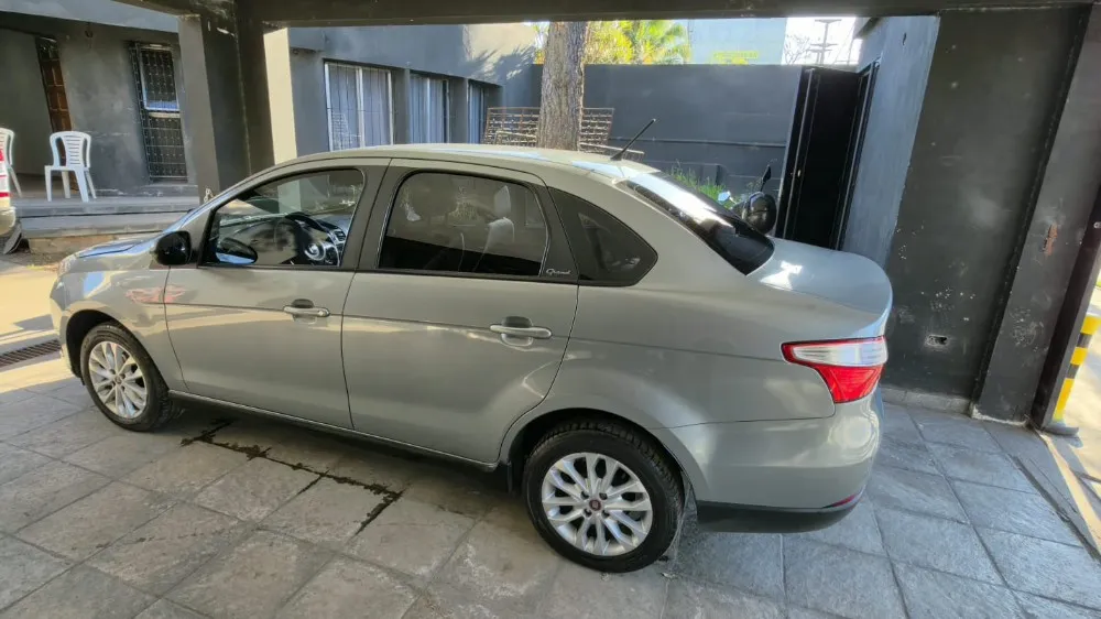 Fiat GRAND SIENA 4P 1,4 Attractive — foto 3