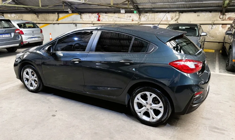 Chevrolet Cruze LT 5p MT — foto 4