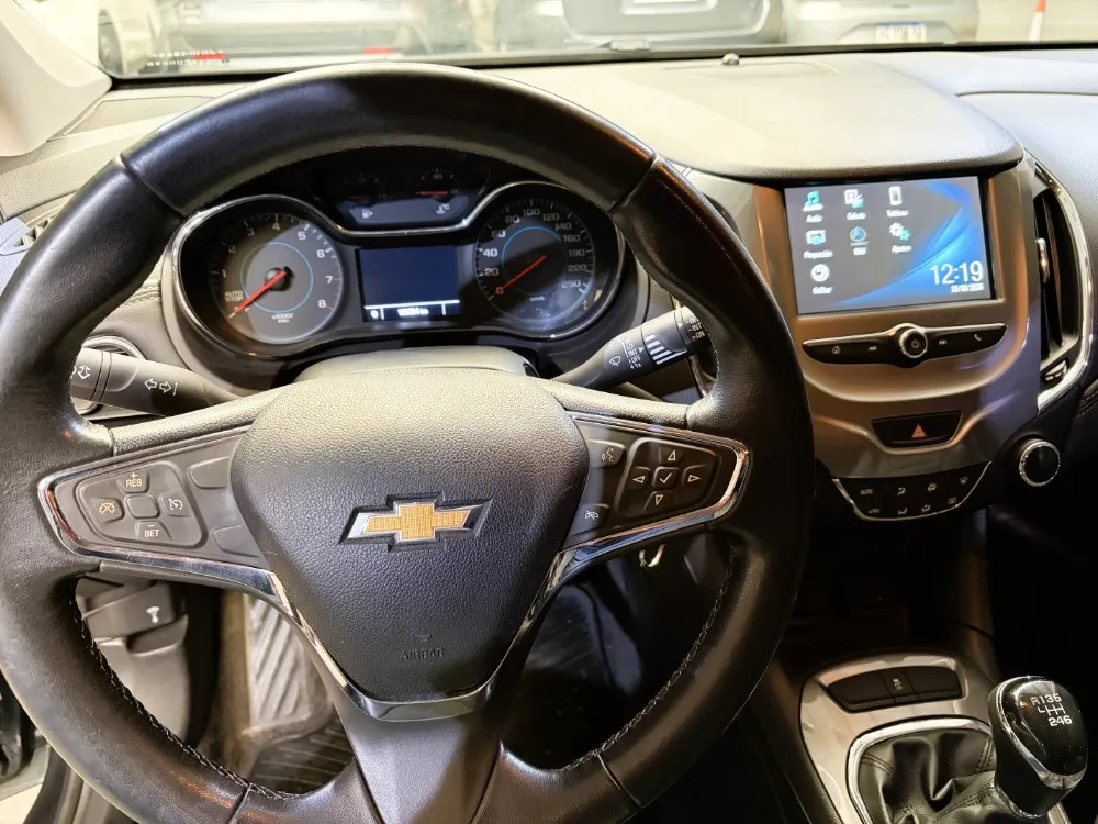 Chevrolet Cruze LT 5p MT — foto 11