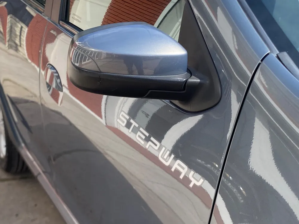 Renault SANDERO STEPWAY 5P 1,6 16V Dynamique — foto 2