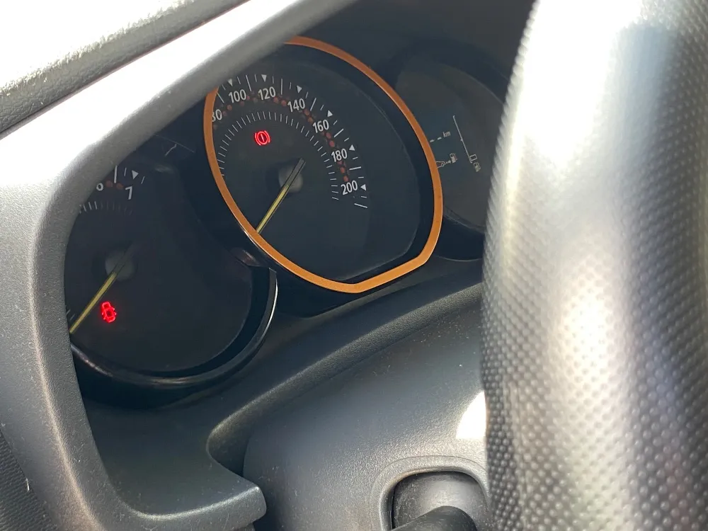 Renault SANDERO STEPWAY 5P 1,6 16V Dynamique — foto 9