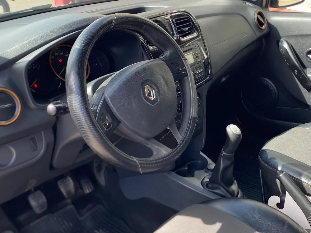 Renault SANDERO STEPWAY 5P 1,6 16V Dynamique — foto 12