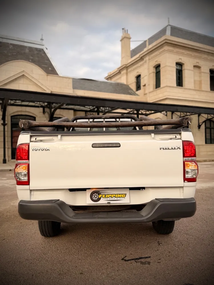 Toyota HILUX CABINA SIMPLE — foto 3