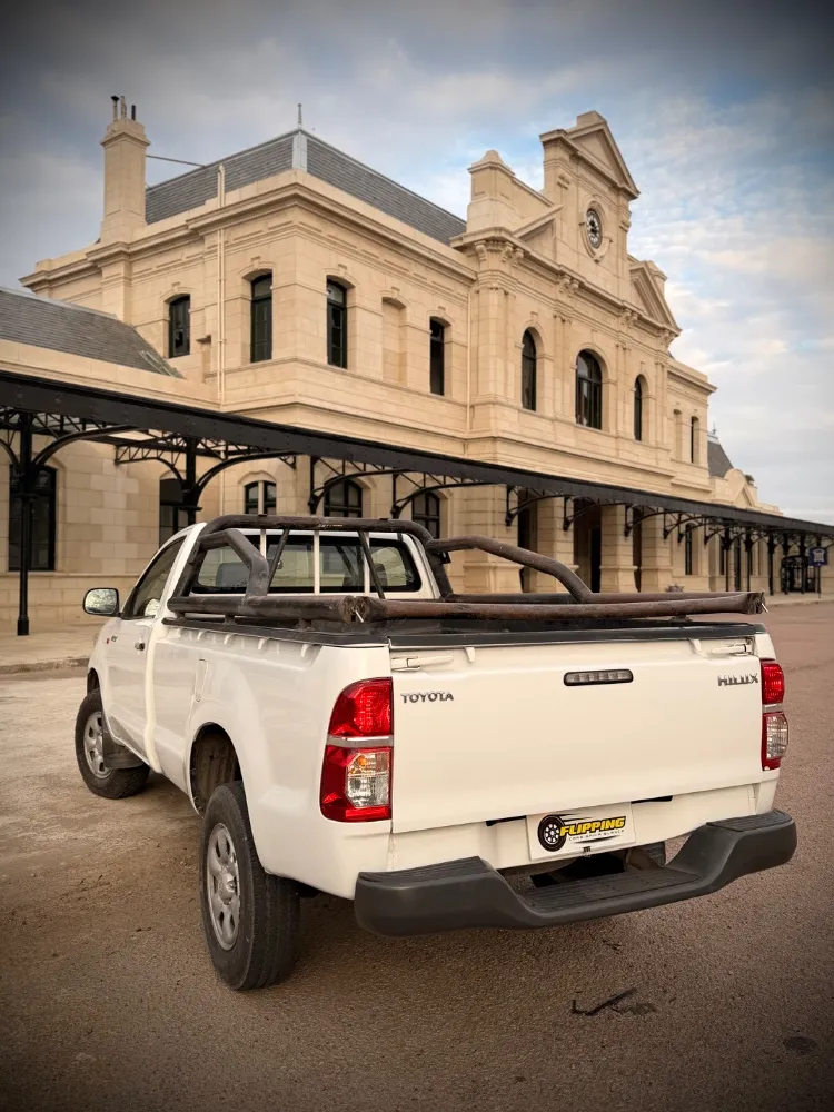 Toyota HILUX CABINA SIMPLE — foto 4