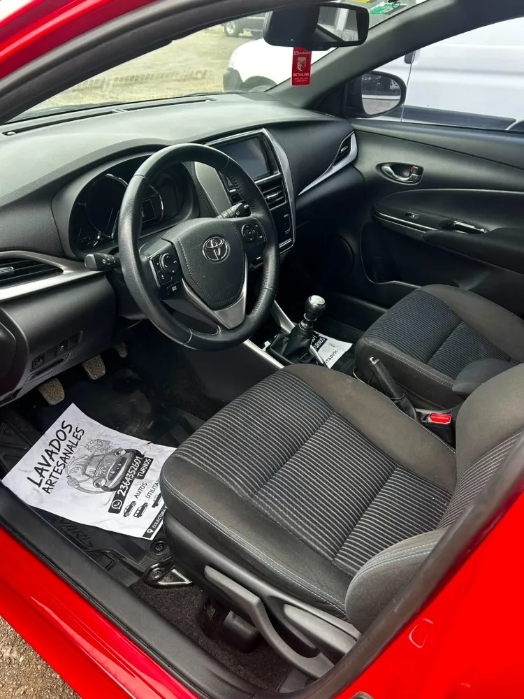 Toyota YARIS 5P 1,5 Xls 6MT — foto 2