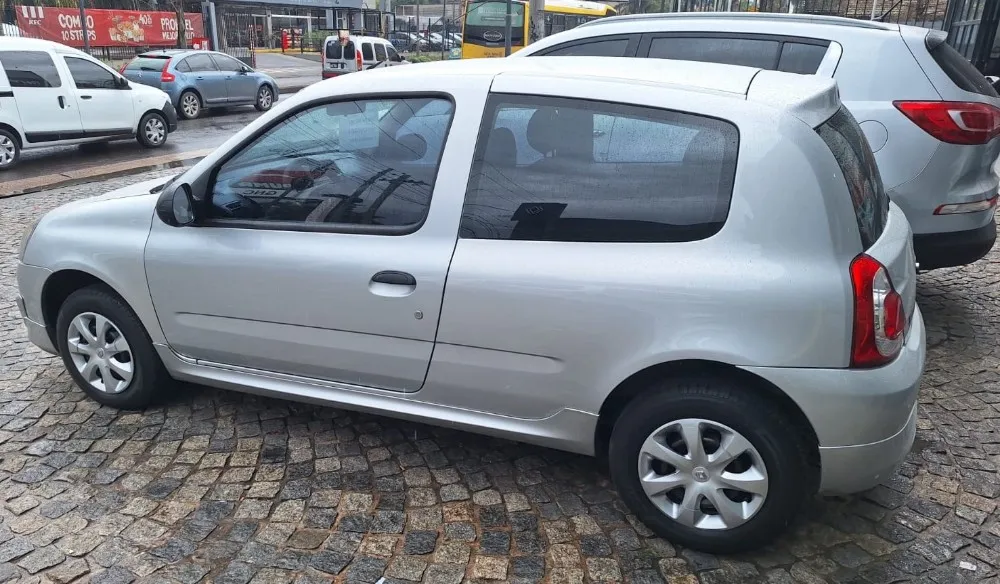 Renault CLIO 3P 1,2 CONFORT ABS — foto 3
