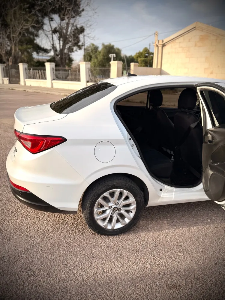 Fiat CRONOS 4P 1,3 Drive Gse — foto 10