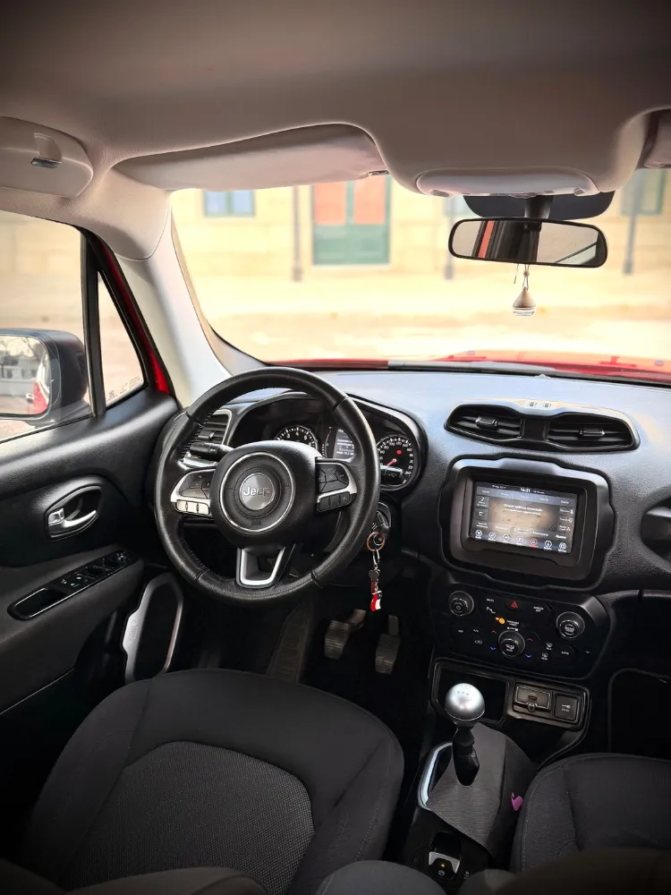 Jeep RENEGADE — foto 3