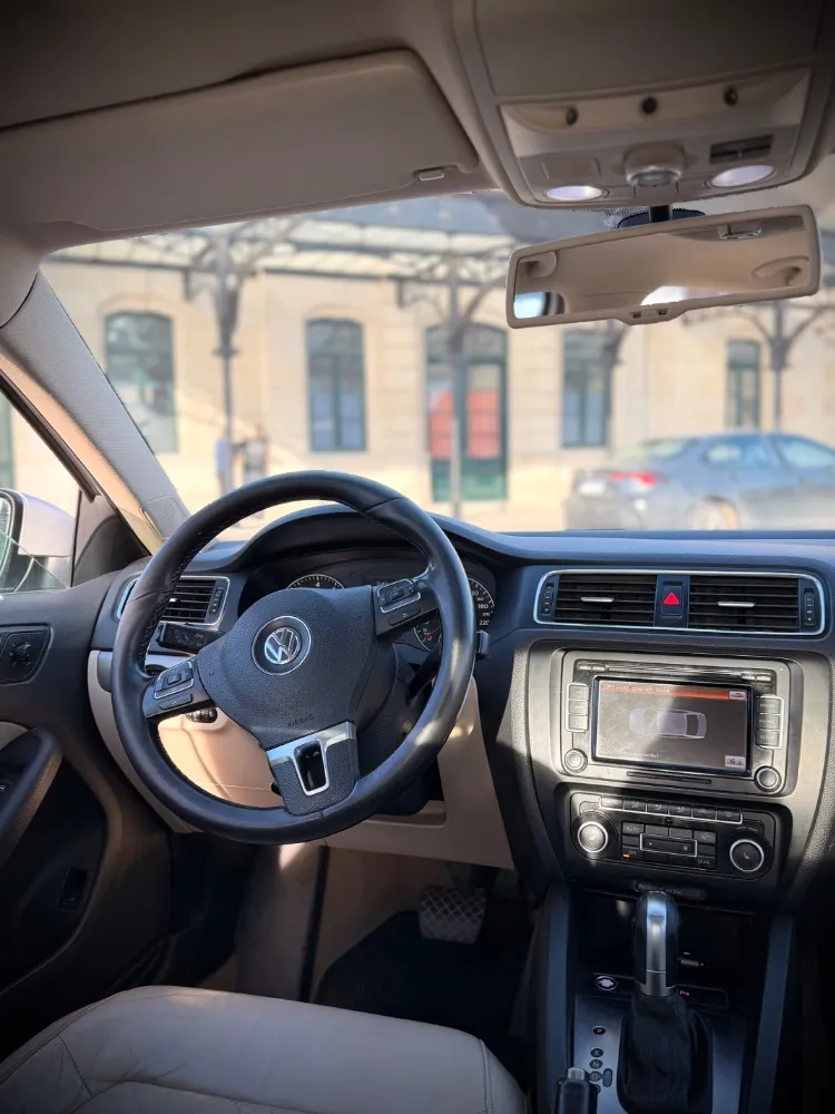 Volkswagen VENTO TSI — foto 5