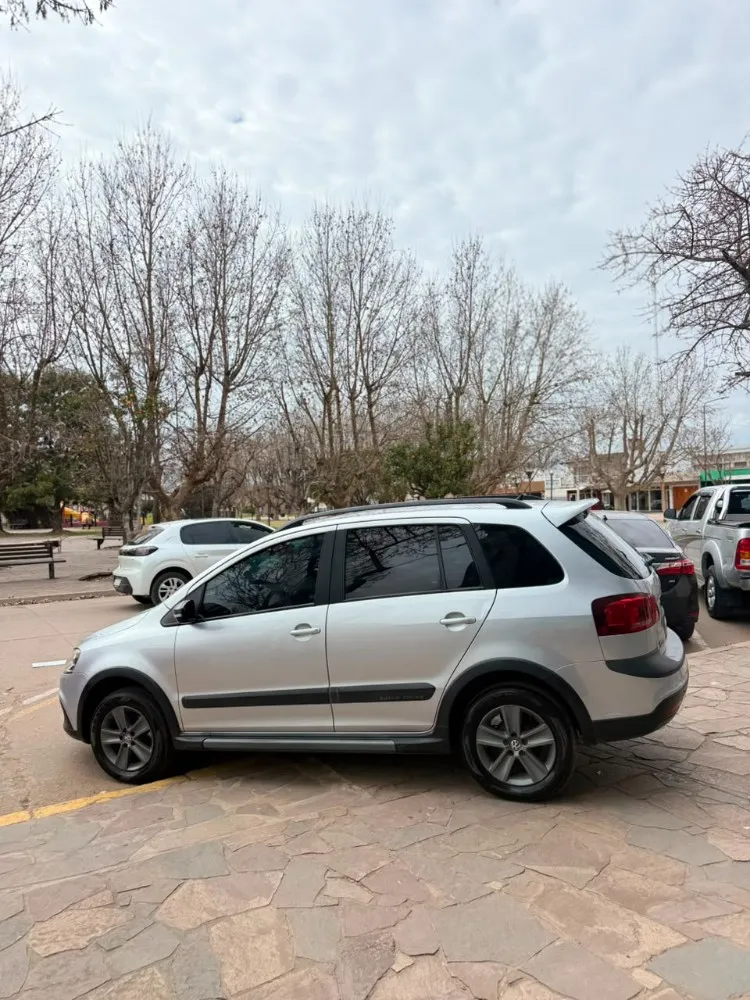 Volkswagen SURAN TRACK — foto 6