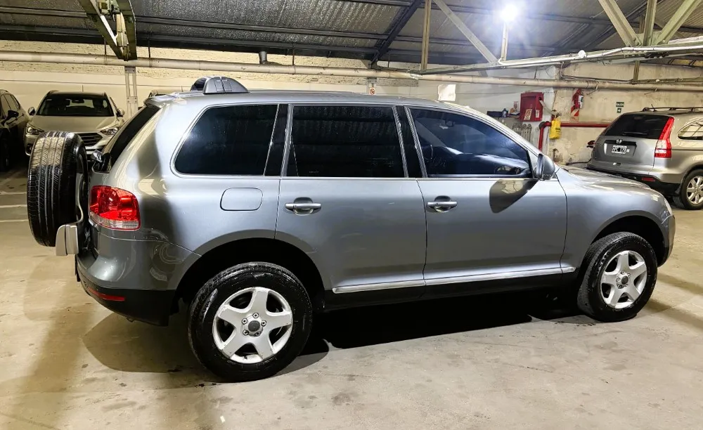 Volkswagen Touareg 2.5 TDI R5 PREMIUM — foto 5