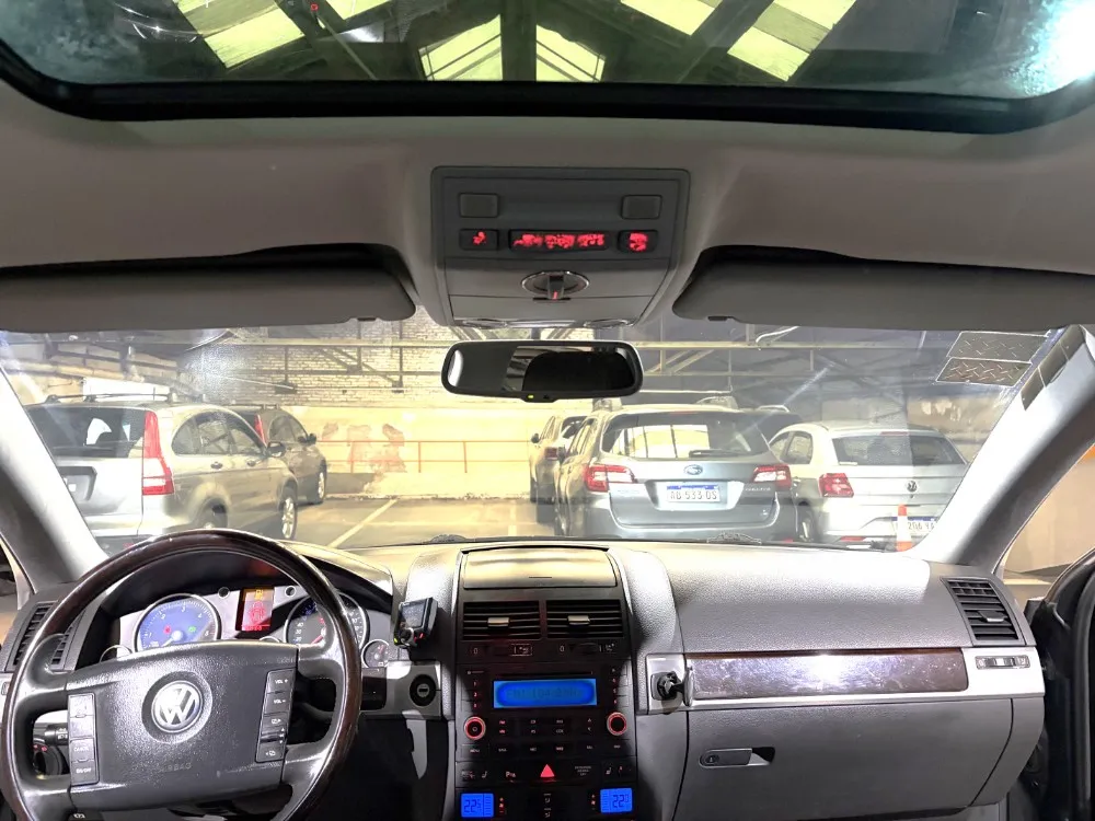 Volkswagen Touareg 2.5 TDI R5 PREMIUM — foto 12