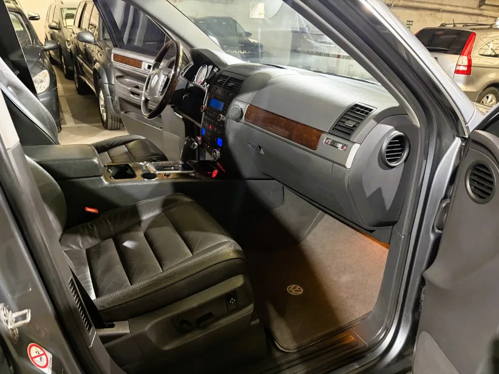 Volkswagen Touareg 2.5 TDI R5 PREMIUM — foto 13