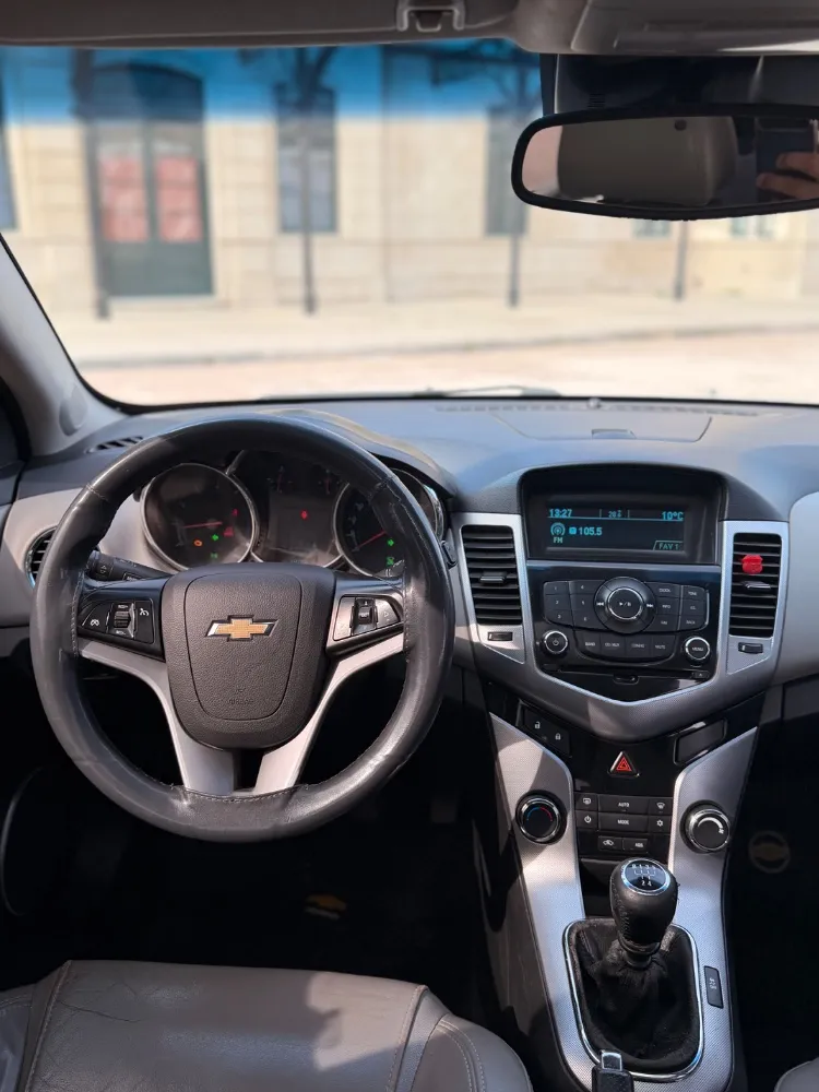 Chevrolet CRUZE 4P 1,4 T Ltz AT — foto 5