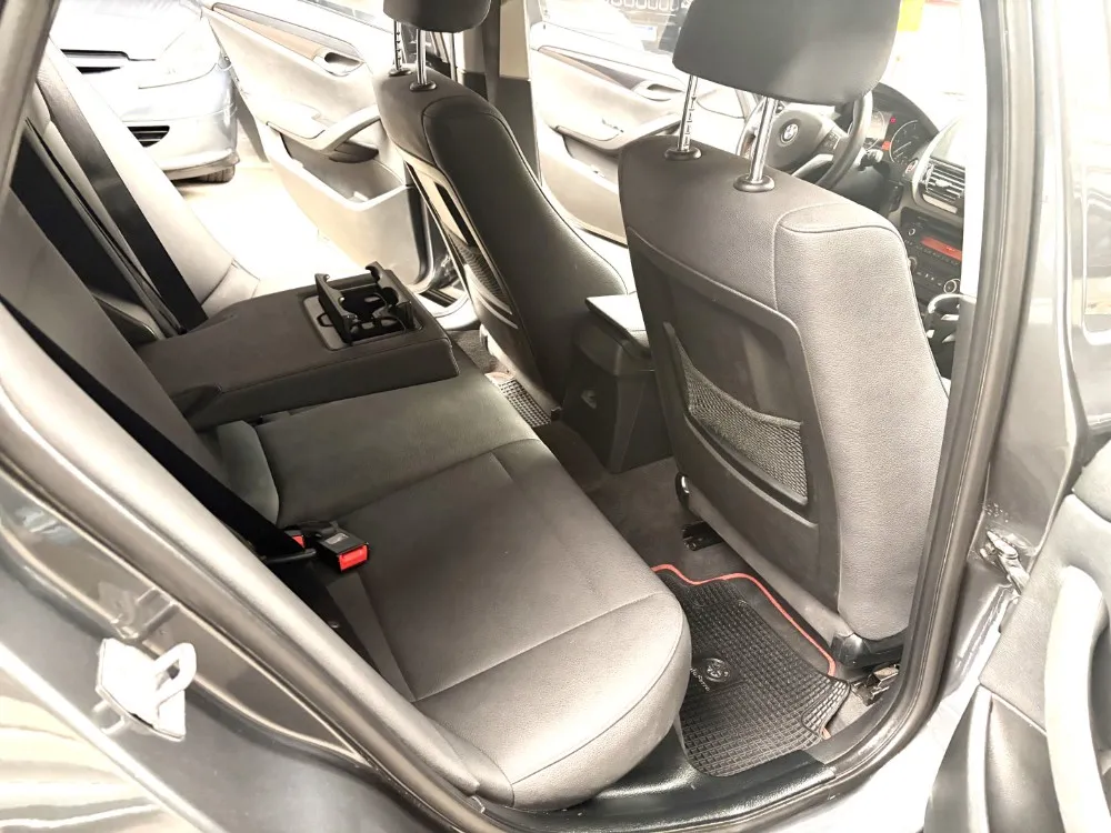 BMW X1 SDrive 20i — foto 14
