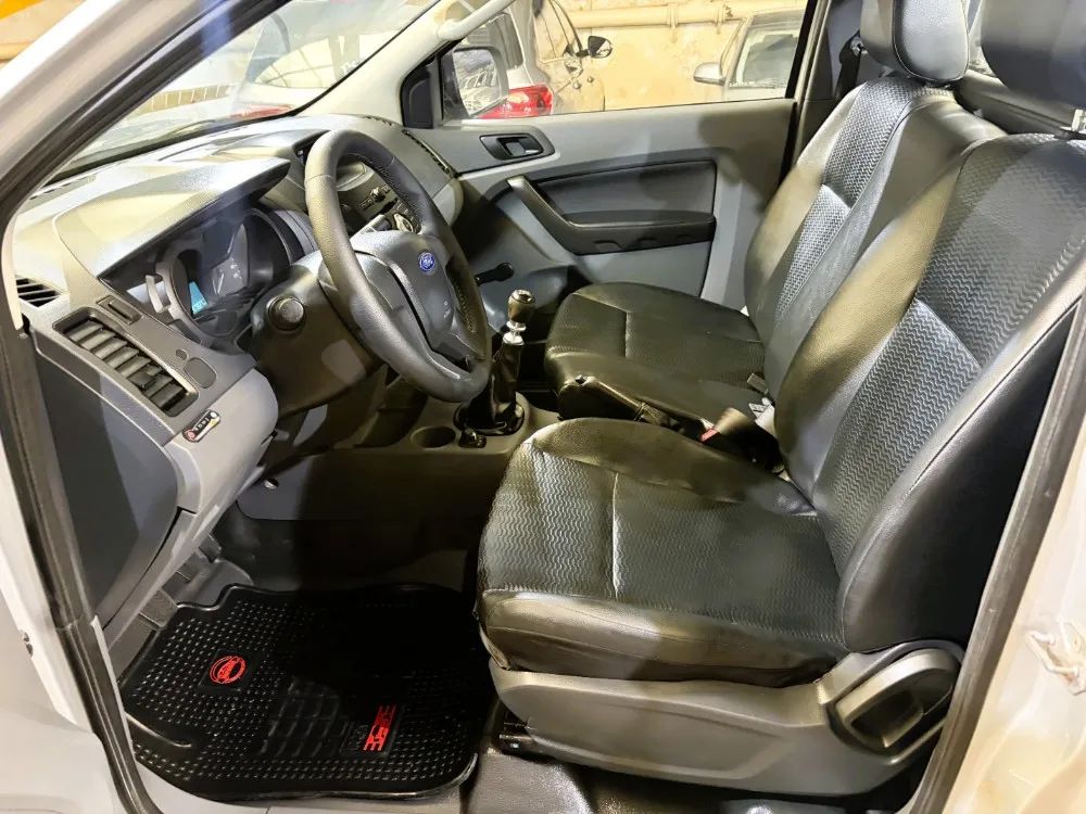Ford Ranger2 CS 4X4 XL SAFETY 2.2L D — foto 10