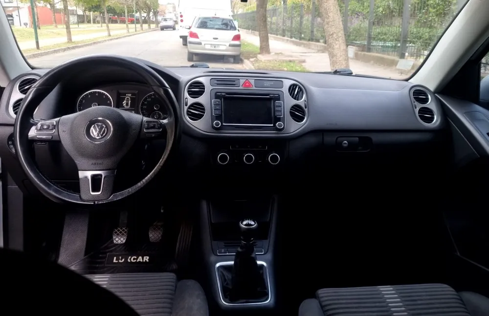 Volkswagen Tiguan Comfortline — foto 12
