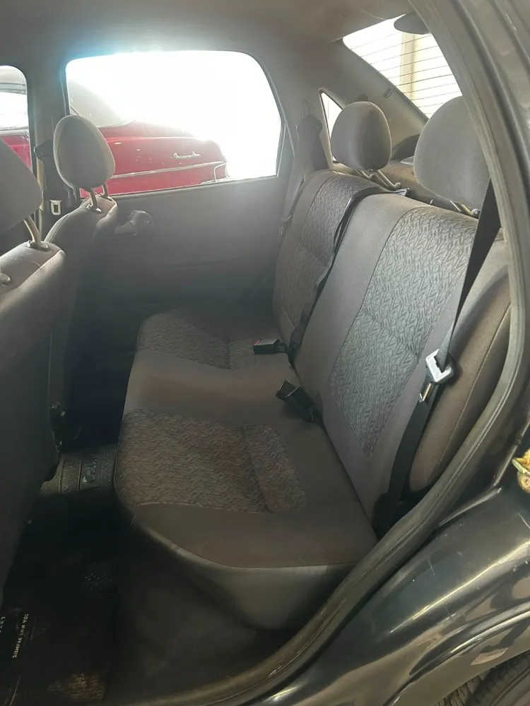 Chevrolet CLASSIC LT 4P — foto 4