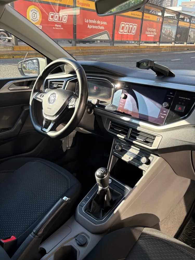 Volkswagen Polo Highline 1.6 MSI  — foto 10