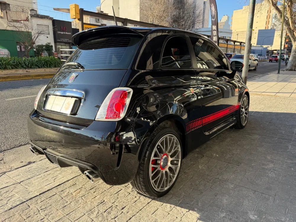 Fiat 500 Abarth — foto 10