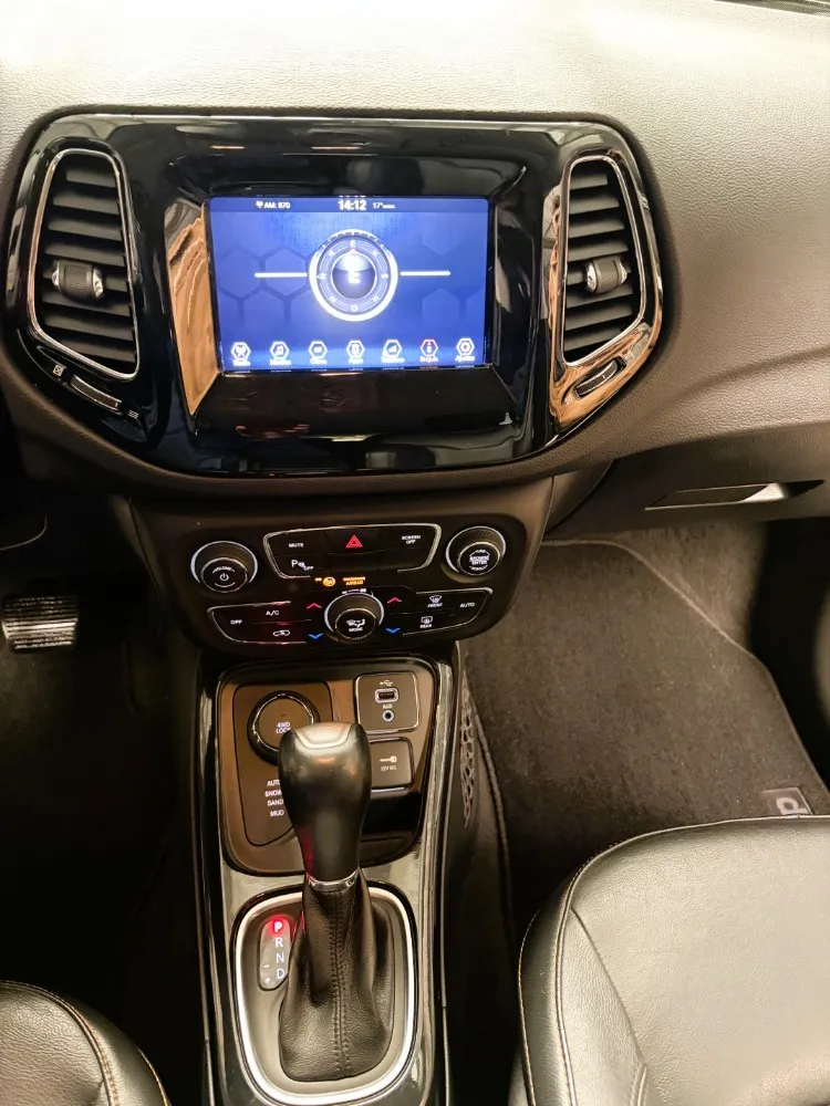 Jeep Compass Limited 4x4 ATX9 — foto 10